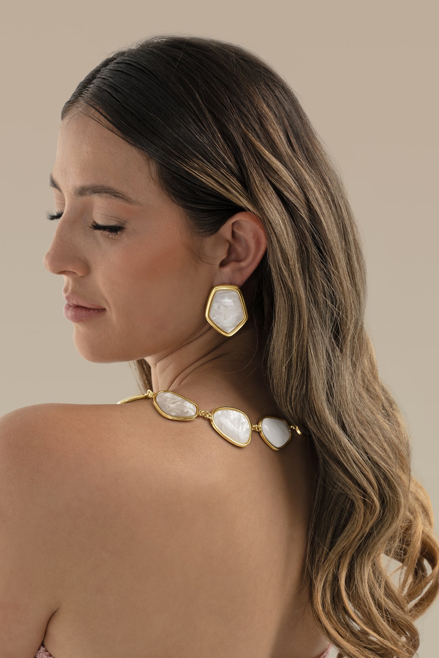 Nora Necklace